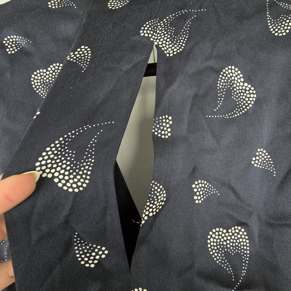 Joie Bethwyn Silk Heart-Print Wrap Dress - Picture 9 of 13